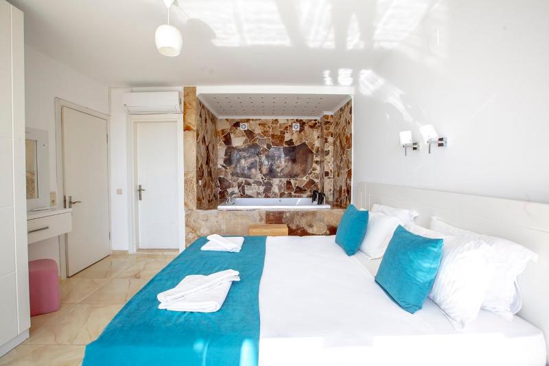 Villa Royal 2 - image 20