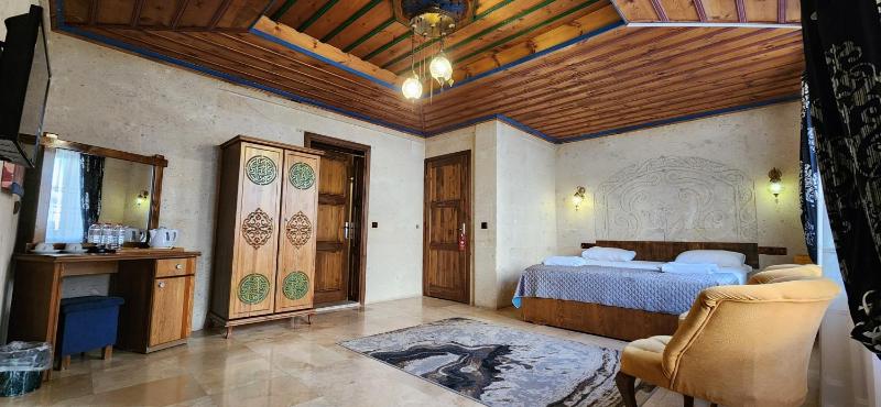 Deluxe Double Room image 1