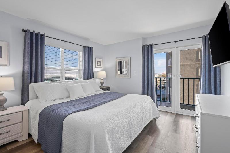 Surf Side Shores 2501 - image 18