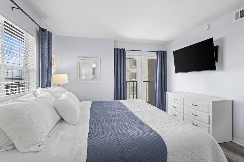 Surf Side Shores 2501 - image 35