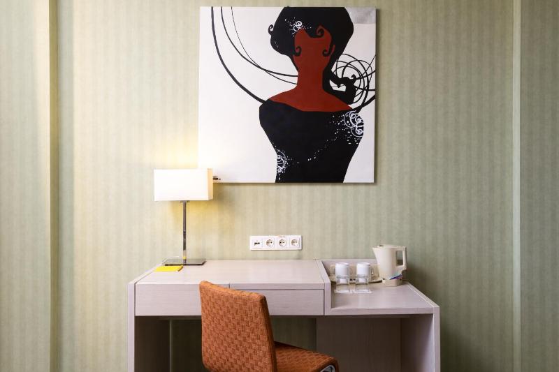 Executive King Room image 1