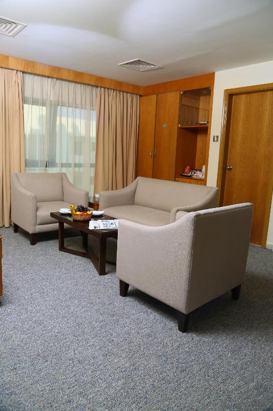 Deluxe Double Room image 2