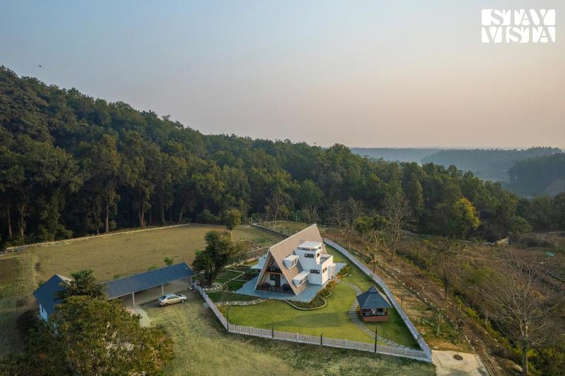 StayVista's Zen Cottage - 2BHK with Mountain View & Gazebo - image 10