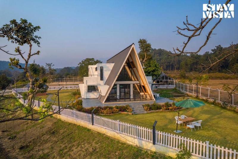 StayVista's Zen Cottage - 2BHK with Mountain View & Gazebo - image 13