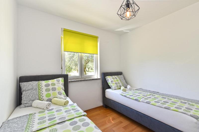 House Marijana 2115 - image 36