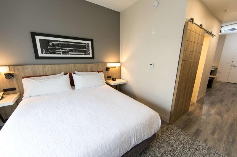 Hilton Garden Inn Savannah Historic District - image 13