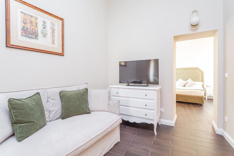 Superior Suite image 4
