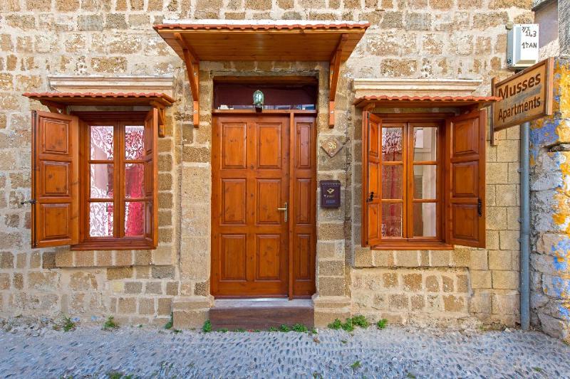 Studio (2 Adults) image 1