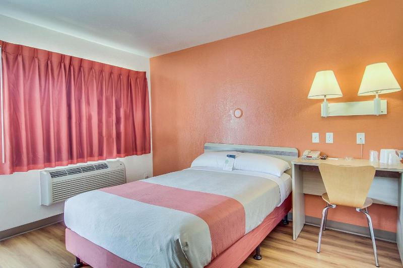 Motel 6 Jacksonville FL - Orange Park - image 30