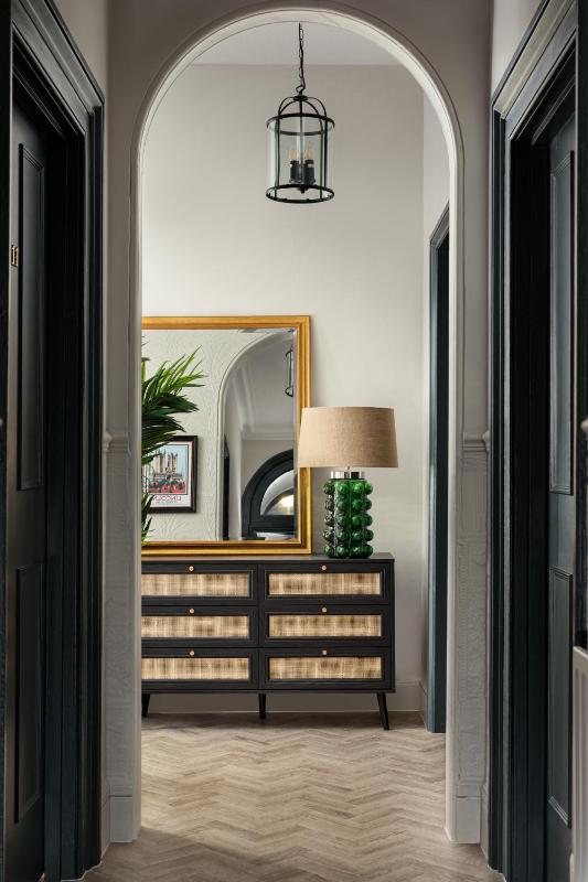 Twin Room En Suite image 2