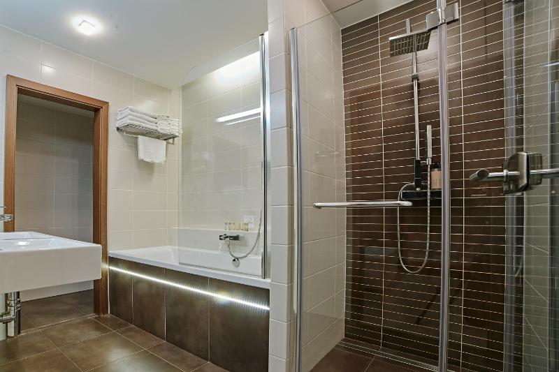 Suite image 3
