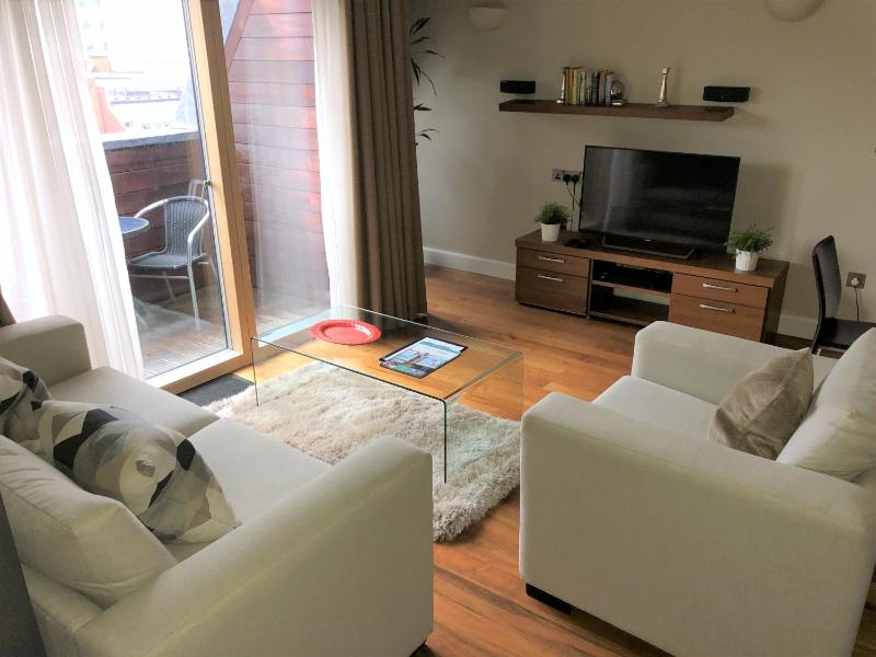 Family Suite with Balcony image 3