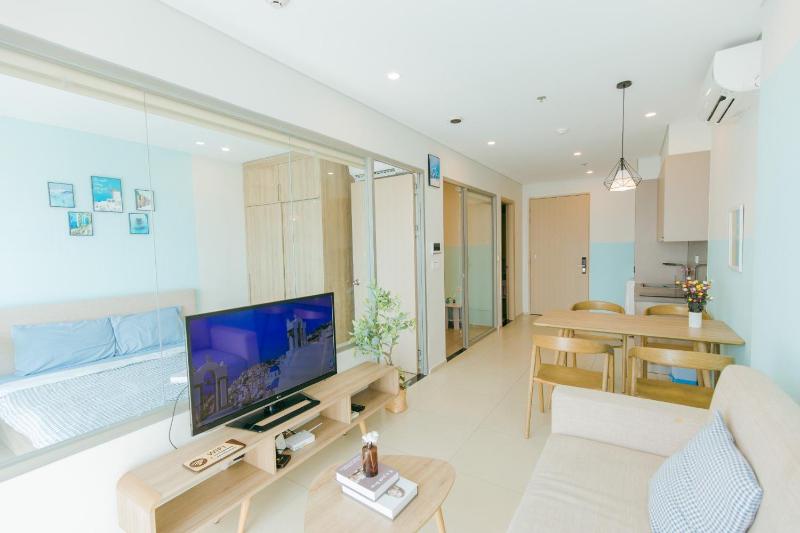 The Sóng Luxury Apartment - Căn hộ The Sóng - Lucy's House - image 12