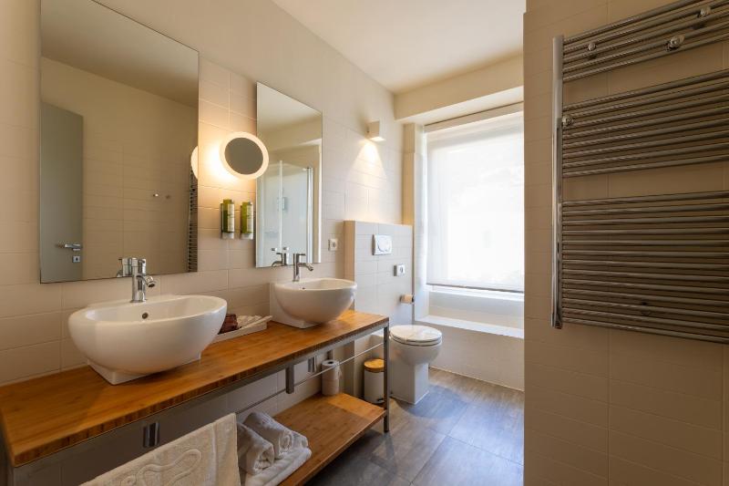 Standard Double Room image 1