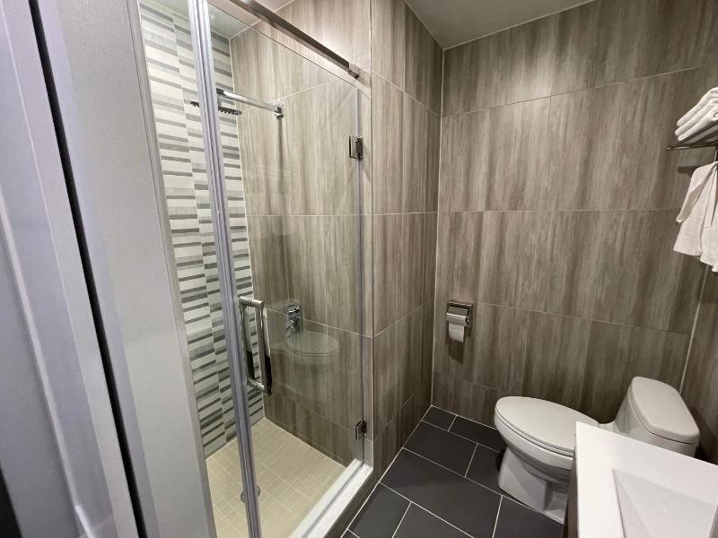 King Room image 1