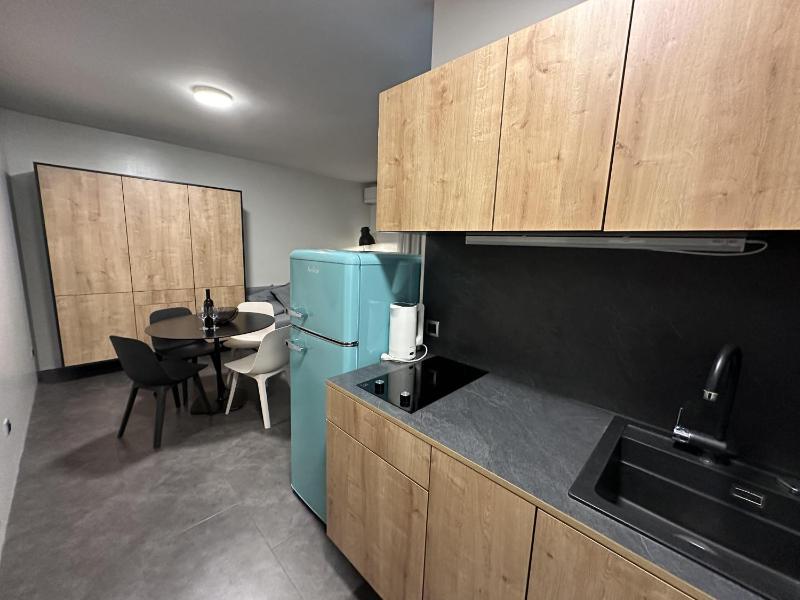 Studio Apartment image 1