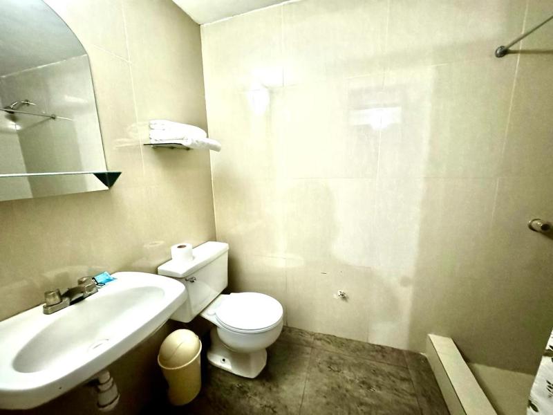 Hotel Los Angeles - image 15