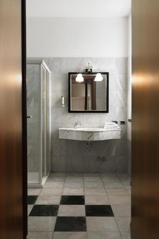 Suite image 4