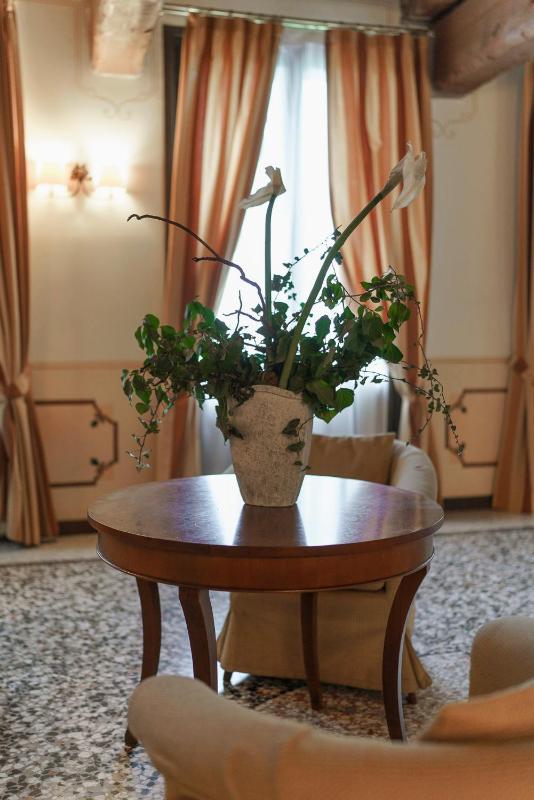 Suite image 2