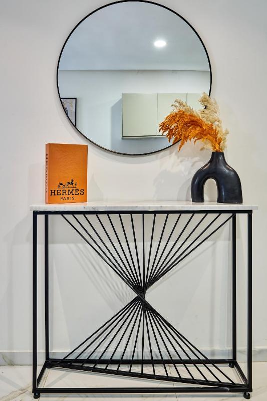 Sleek and Modern 2-Bed Unit in Downtown Casa - image 13