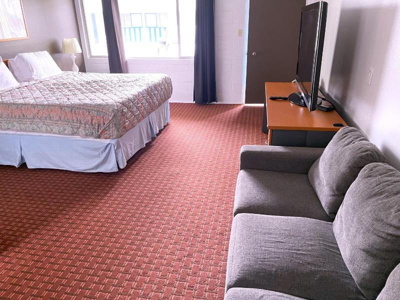 King Room image 1