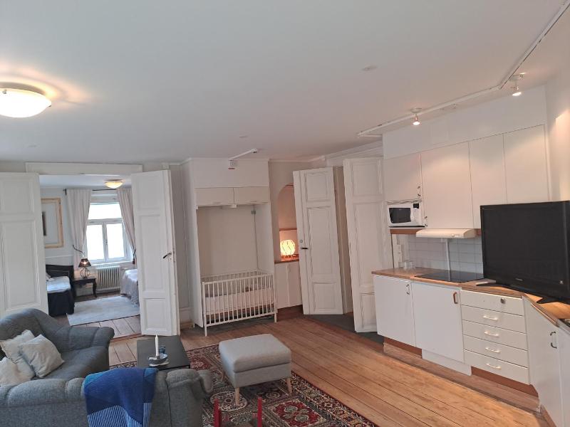 Family Suite with 2 Bedrooms image 2