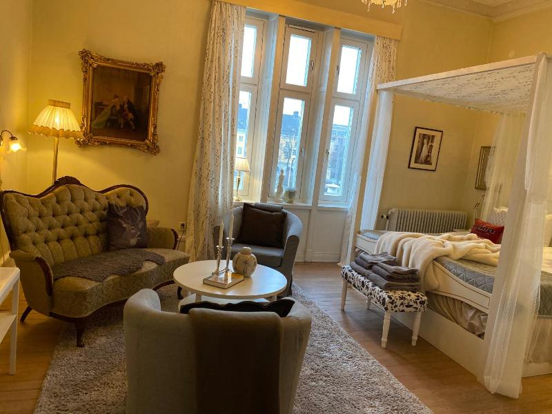 Junior Suite with River View image 4