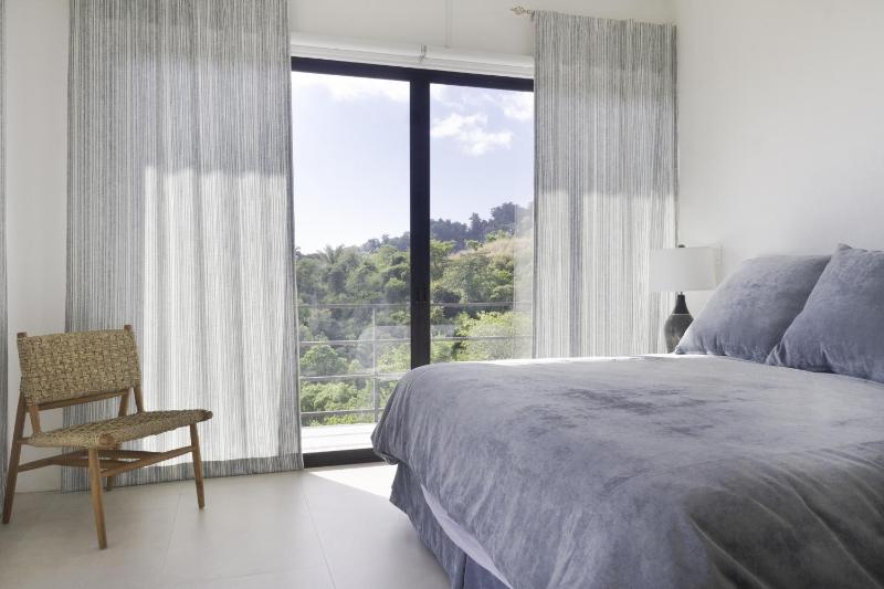 Prime Hermosa- Ocean View Villa with Infinity Pool - image 5