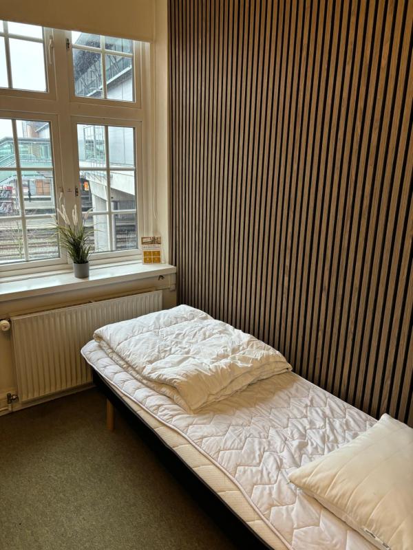 Triple Room with Private Bathroom image 3