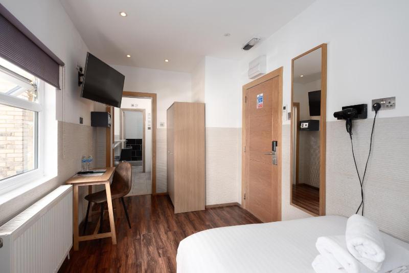 Executive Apartments image 1