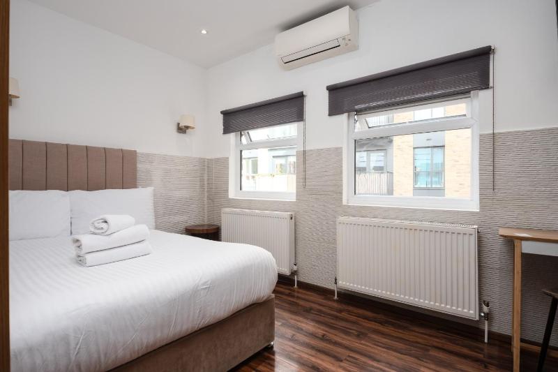 Executive Apartments image 3