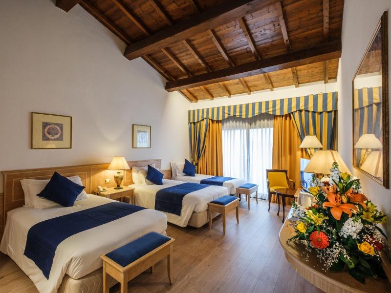 Triple Room image 4