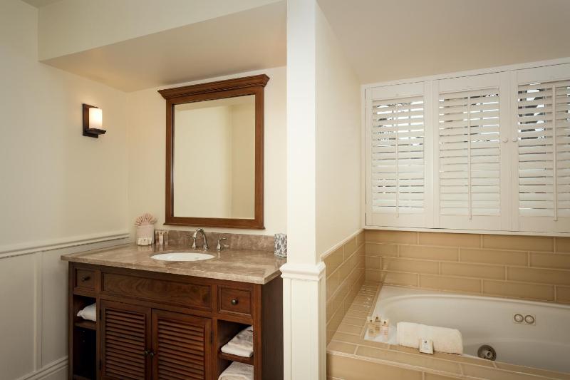 Cottage Junior image 2