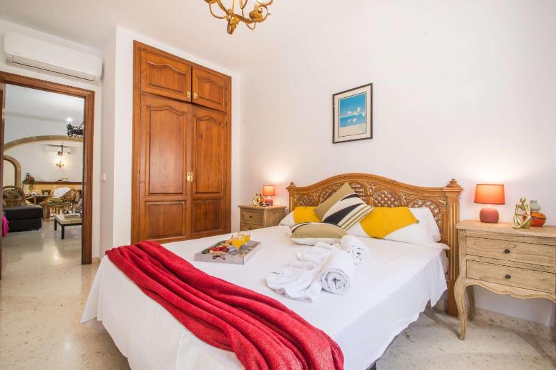 Villa Moskoa - PlusHolidays - image 27