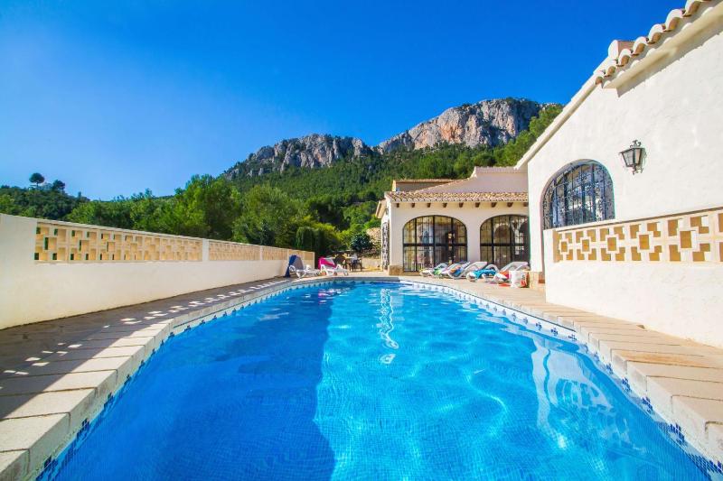 Villa Moskoa - PlusHolidays - image 25