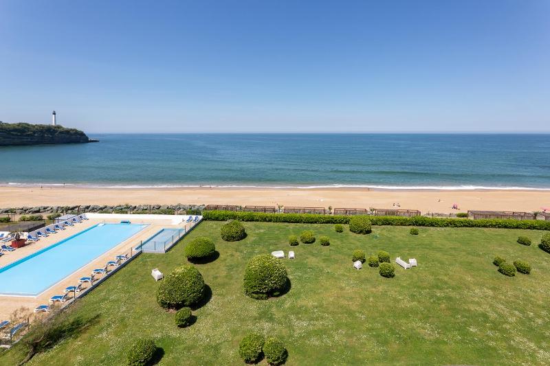 Apartment with Sea View image 4