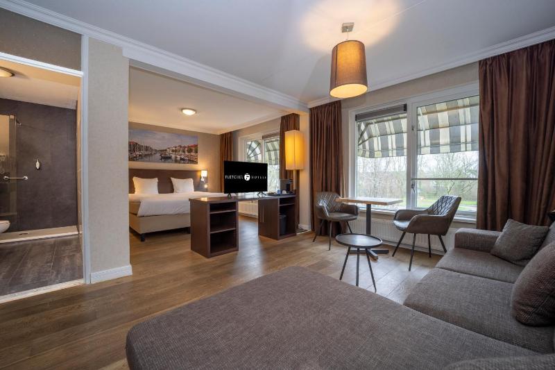 Junior Suite image 2