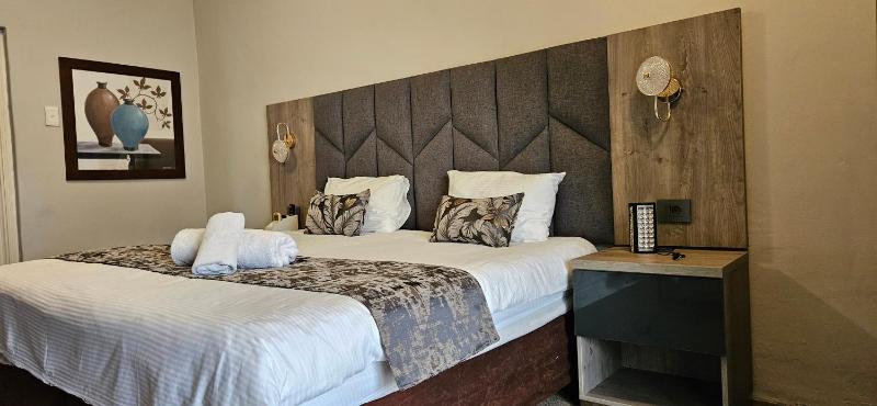 Luxe Florida Grand Hotel - image 7