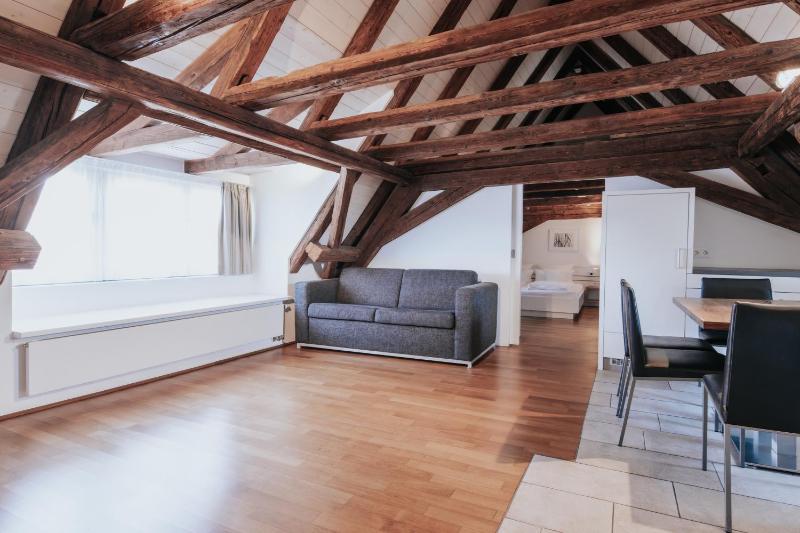 Quadruple Room image 3