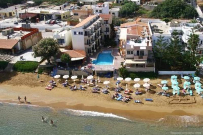 Superior Double Room with Sea View image 2