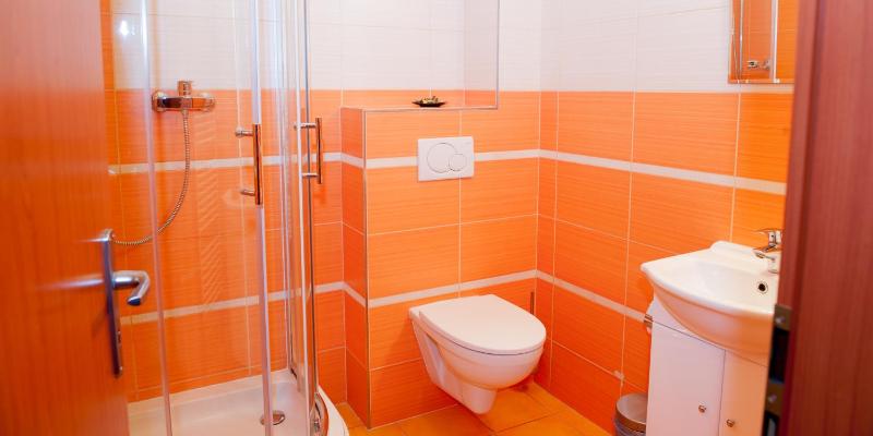 Single Room with Private Bathroom image 2
