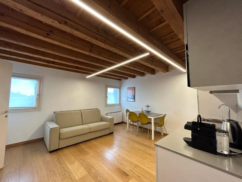 Superior Apartment image 2