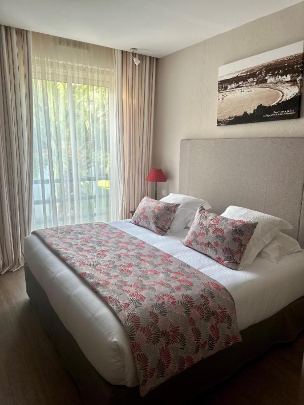 Standard Double or Twin Room image 1