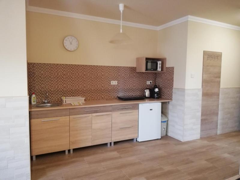 Imola és Andrea Apartmanház 3 - image 18