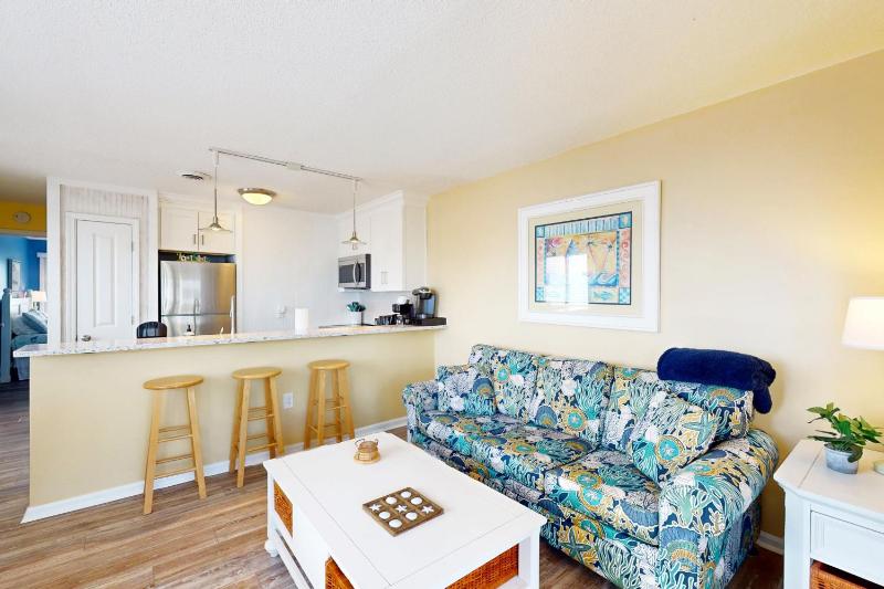 CB05 Cozy Carolina Beach Condo - image 24