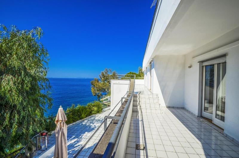 AMORE RENTALS - Villa Terri - image 34