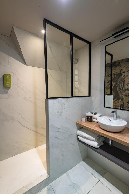 Family Duplex with kitchenette image 3