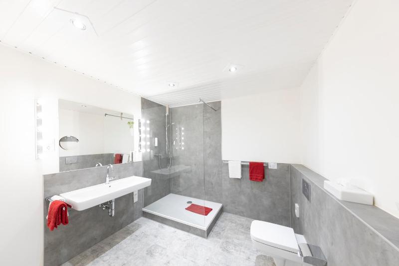 Comfort Double or Twin Room image 4