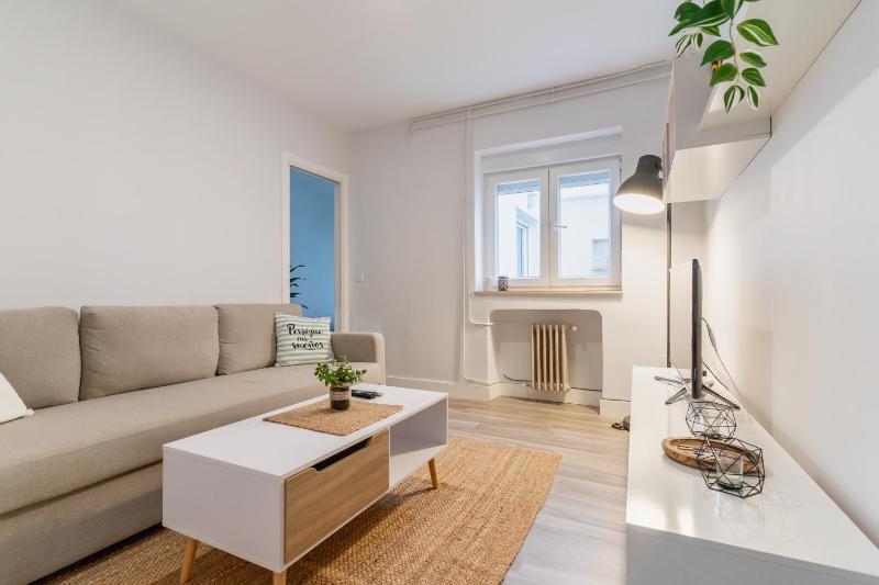 Modern with terrace-2 bedrooms 2 bathrooms-Tetuan Images