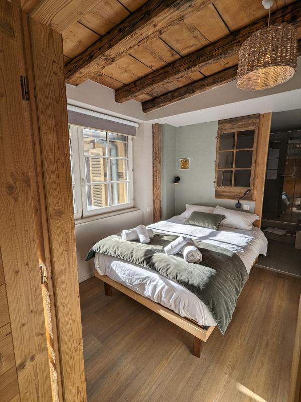 Appartement A Travers Champs avec Sauna et Parking - image 34